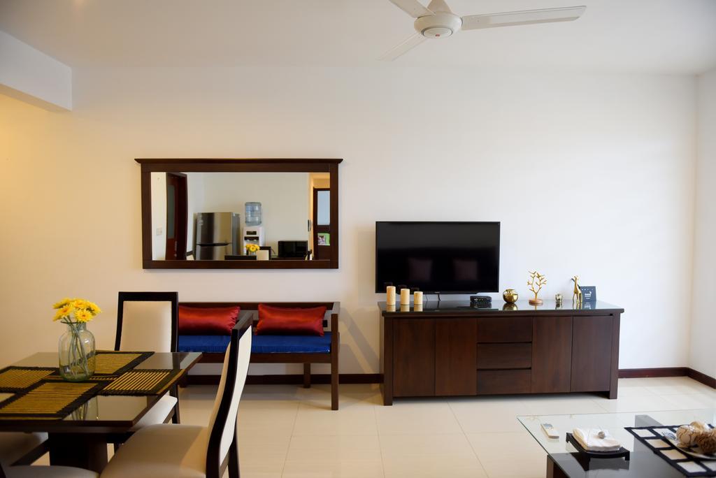 Skylounge Apartment 2 Colombo Exterior photo